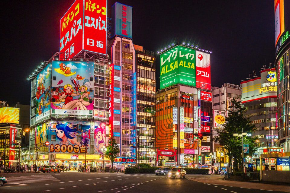 Dancing, Drinking, and Dining – Shinjuku bars you must visit